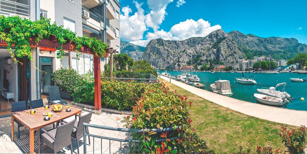 Apartment Lejo Omiš Buitenkant foto